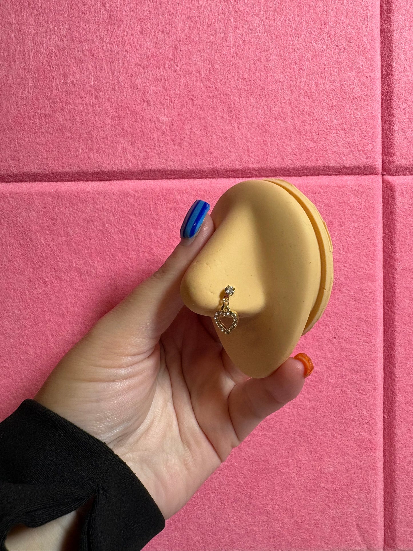 Heart dangle nose stud