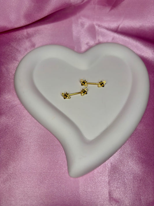 Bumble bee nipple ring